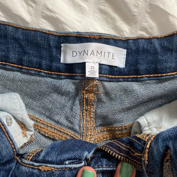 Dynamite high rise jean shorts size 25 - Picture 4 of 4